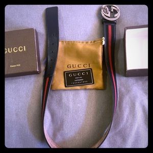 Men’s size 34 Gucci belt . Barely used.